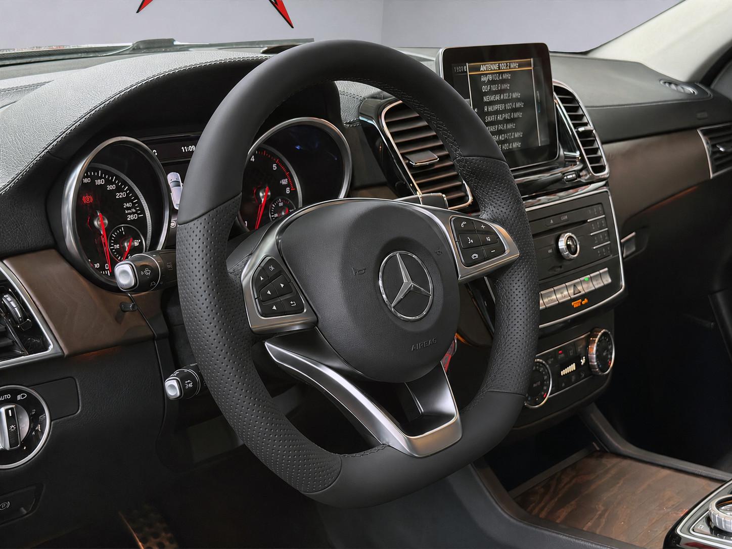 Mercedes-Benz GLE 350CDi V6 COUPE 4MATIC AMG*Leder*Pano*R-Cam*