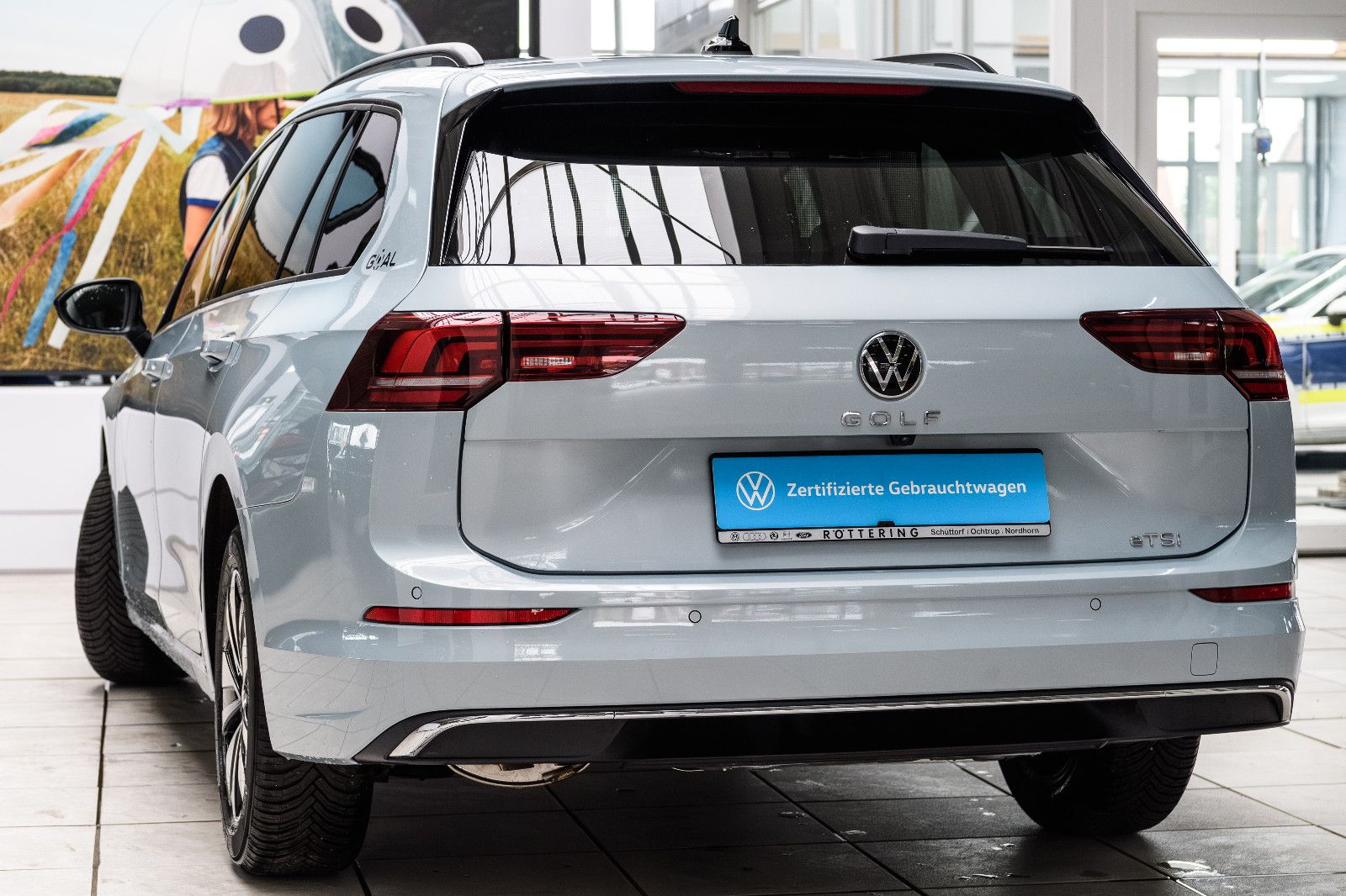 Fahrzeugabbildung Volkswagen Golf VIII Variant Goal 1.5 eTSI DSG LED+KAM+APP