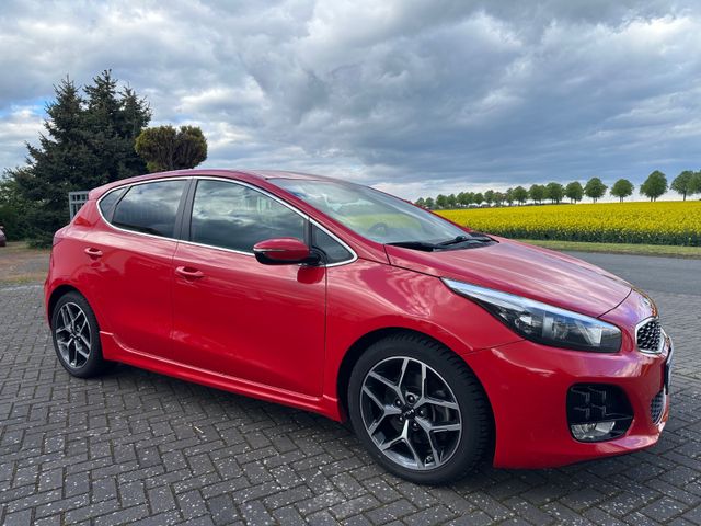 Kia Ceed 1.0 T-GDI GT Line/ Navi/ ALU/ CAM/ 1Hd./ KA