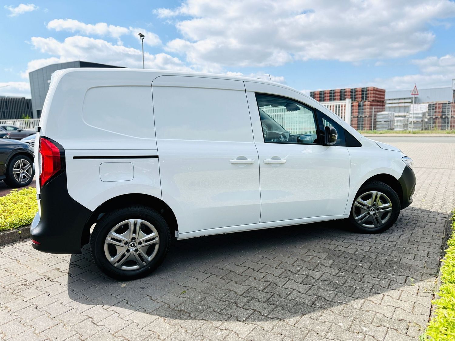 Fahrzeugabbildung Mercedes-Benz Citan 108 CDI PRO, 3-Sitze, Klima, PTS, DAB, SHZ