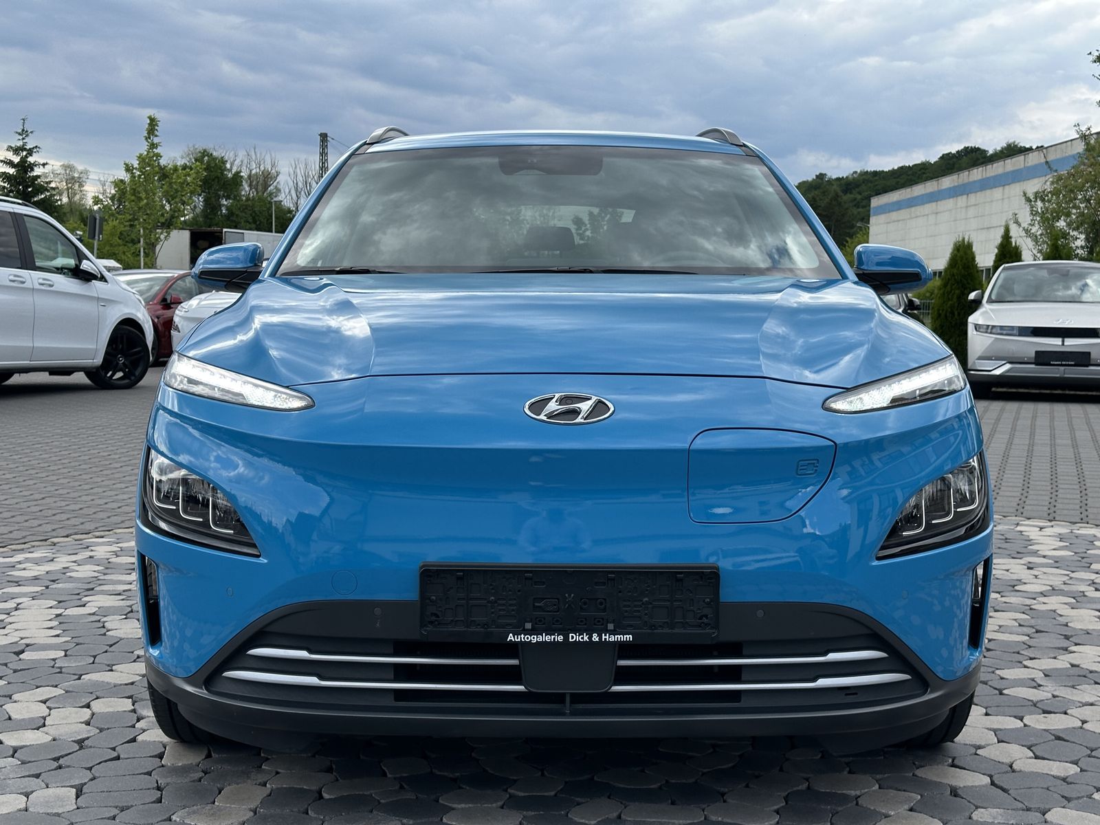 Hyundai Kona Elektro Prime LED HUD NAV LEDER 4xSHZ 64KWh imagem 3