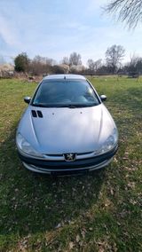 Peugeot 206 1,4i 75PS Tüv NEU Top Fahranfä... - Peugeot 206 aus 2000