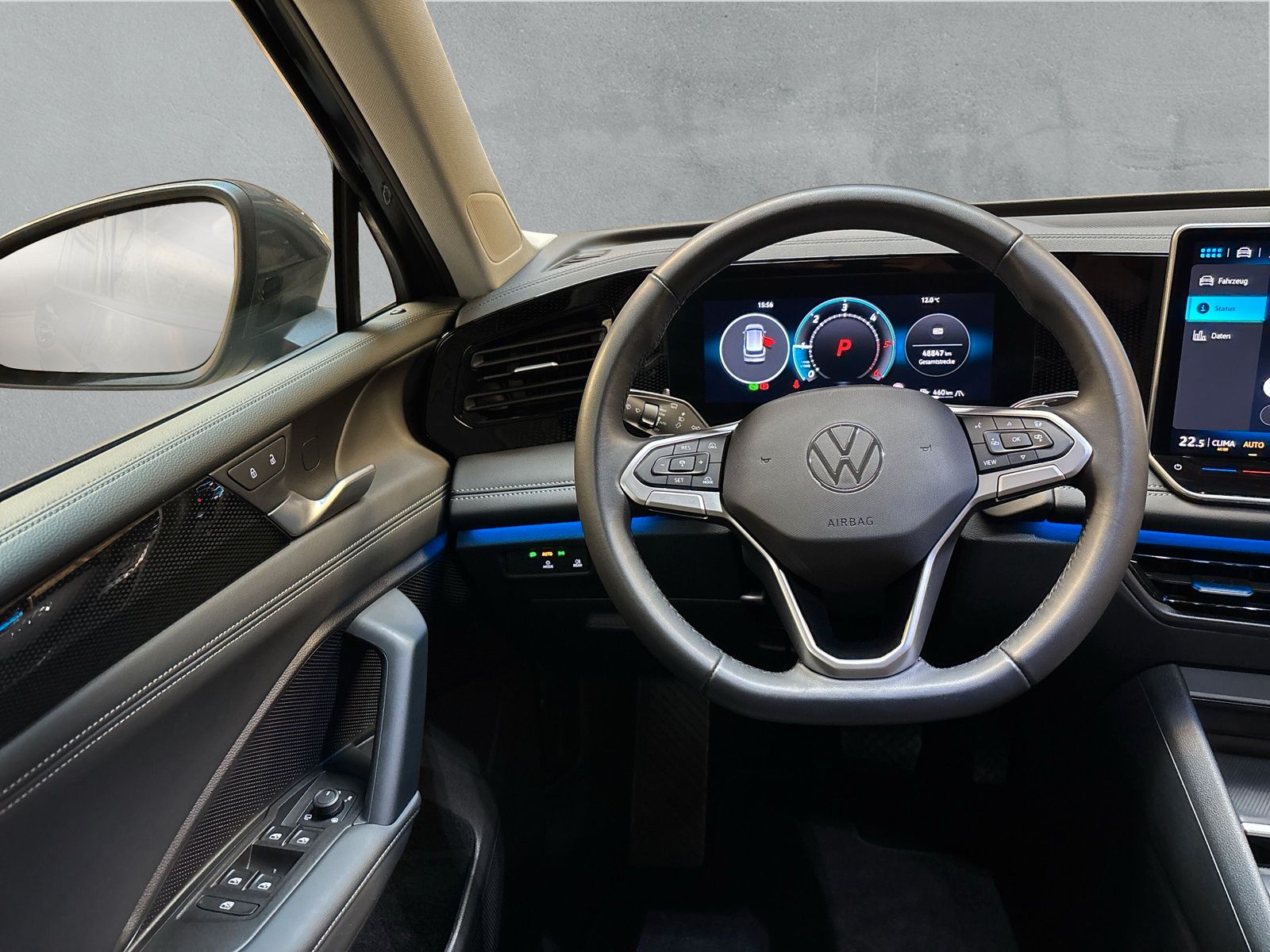 Fahrzeugabbildung Volkswagen Tiguan Life 2.0 TDI 4Motion DSG AHK Standheizung