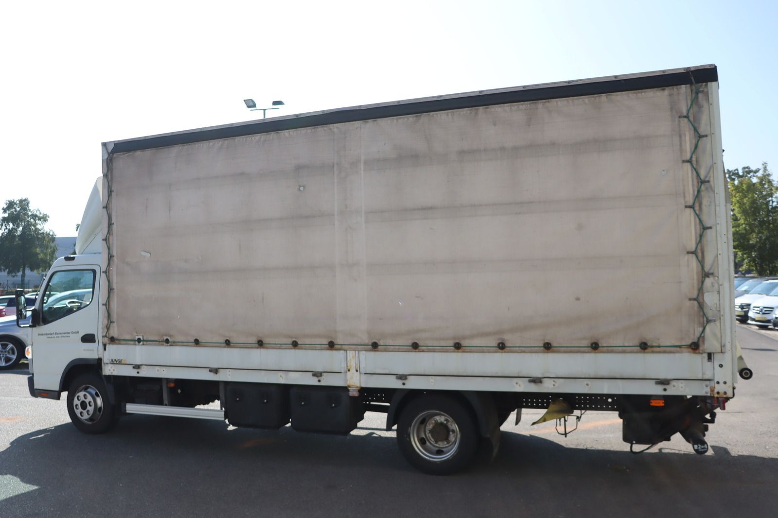 Fahrzeugabbildung Mitsubishi Fuso Canter Duohic 7L15 Plane Ladebordwand