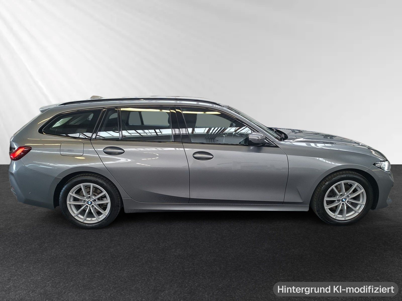 BMW 320i Touring foto 2