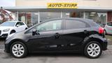 Kia Rio 1.4 Dream Team NAVI RFK SITZH BLUET PDC BC - schwarze Kia Rio