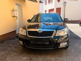 Skoda Škoda Octavia 1,4 TÜV Neue - Skoda Octavia aus 2012 mit Benzin-Antrieb: Kombi, 1.4