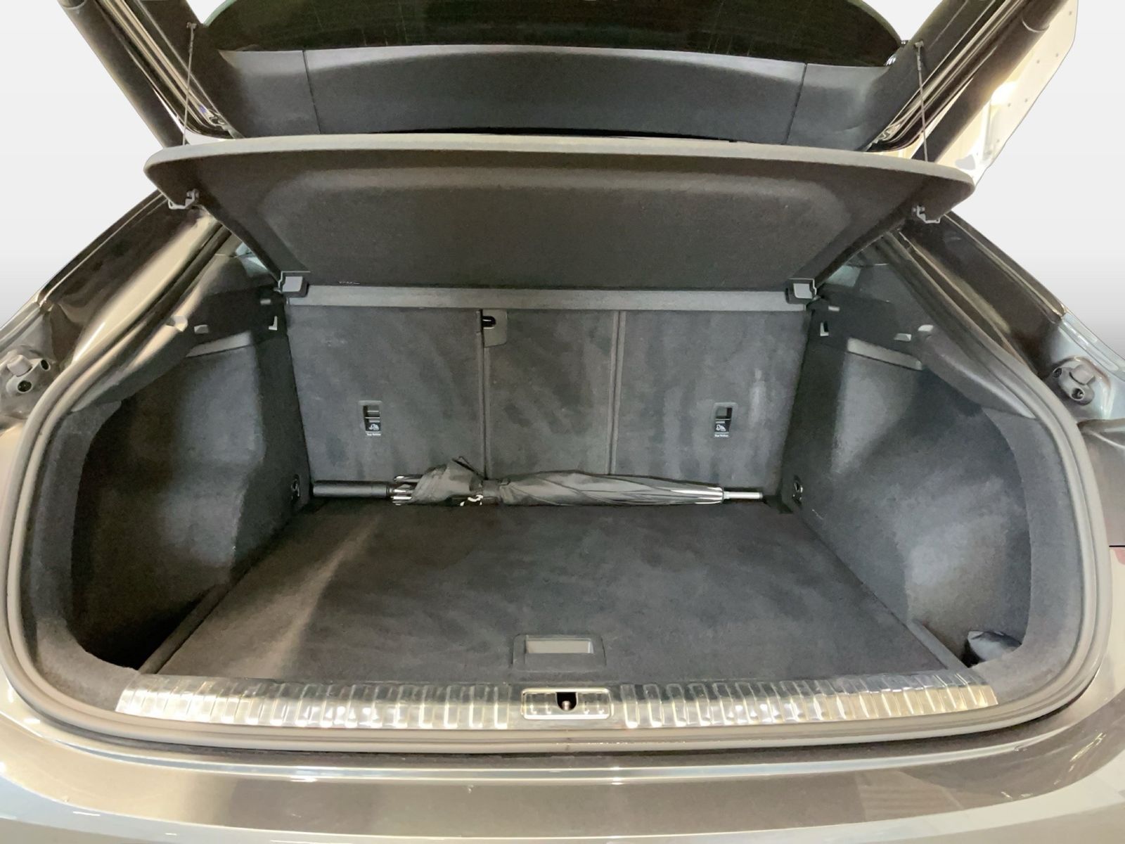 Audi RSQ3 - Bild 11