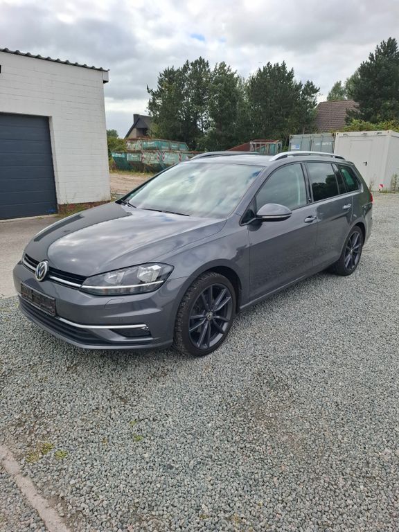 Image of Volkswagen Golf