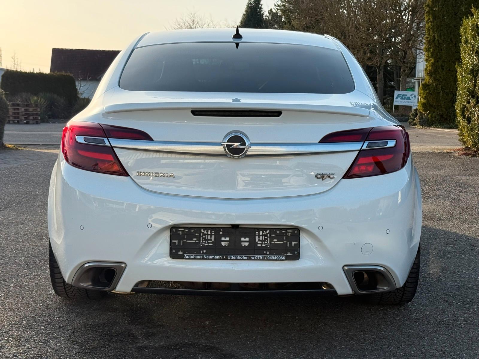 Opel Insignia OPC 2.8 V6 Turbo | 325 ch | BVM | Sièges Recaro cuir | GPS | Caméra de recul | Xénon | Volant chauffant
