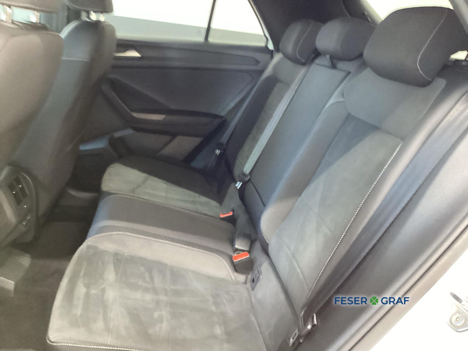 Volkswagen T-Roc - Bild 10