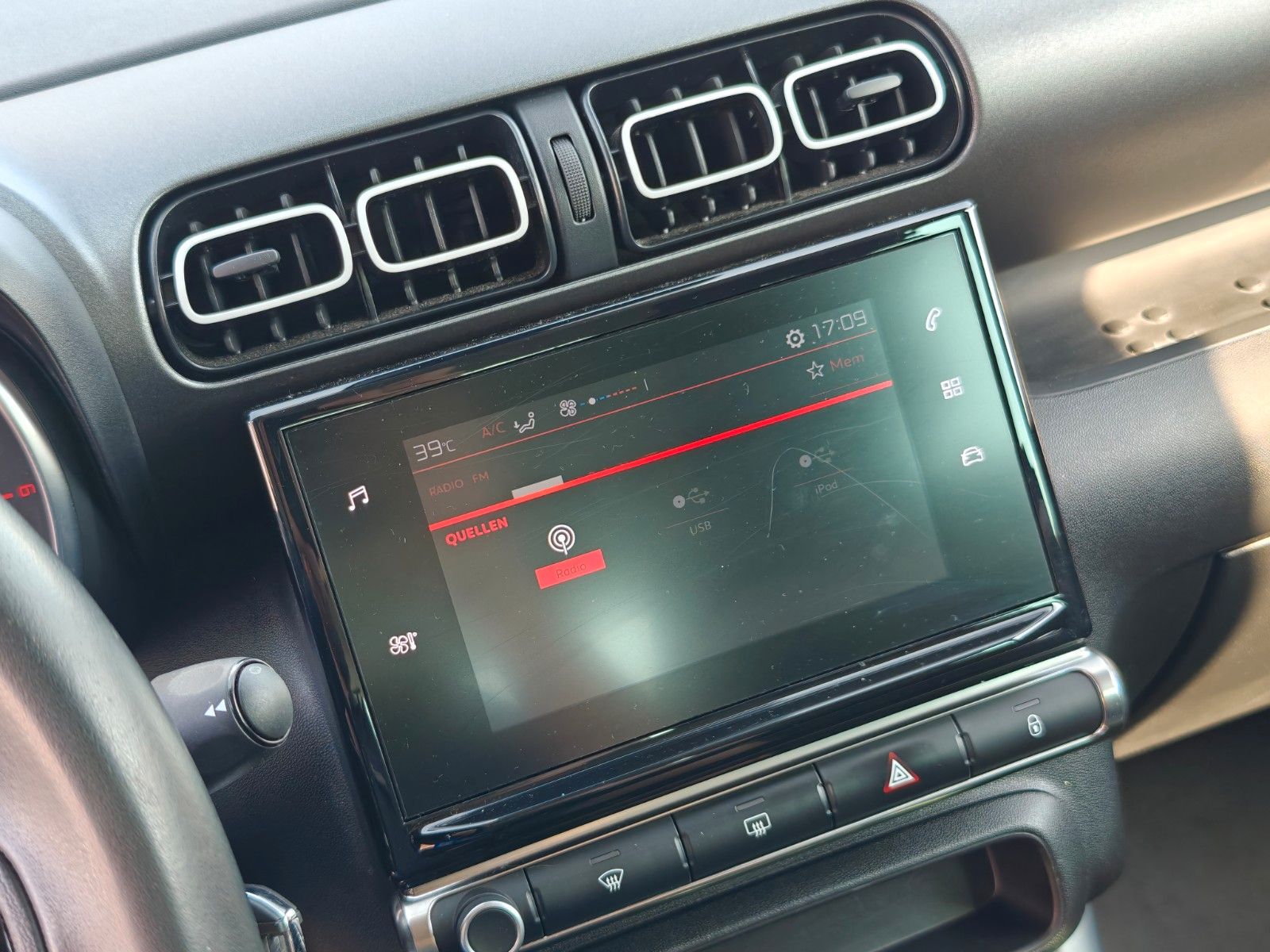 Fahrzeugabbildung Citroën C3 Aircross Feel - PDC, Spurassistent -