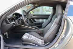 PORSCHE 911 Turbo 50 Jahre / HERITAGE PAKET / BURMESTER