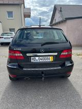 Mercedes-Benz 200 - Mercedes-Benz 200 aus 2009