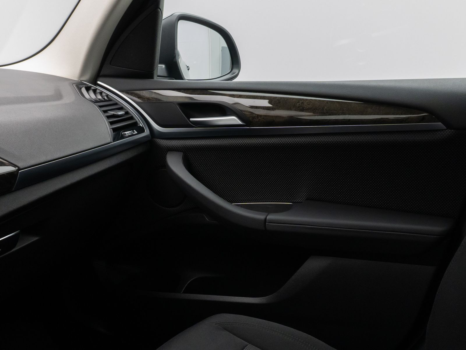 Fahrzeugabbildung BMW X3 xD30e Kamera DAB HiFi Lenkrhzg Komfort Alarm