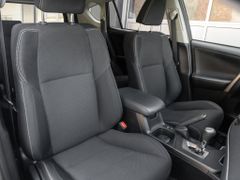 TOYOTA RAV 4 2.5 4x2 Hybrid Team Deutschland *WKR*