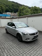 Kia cee'd / Ceed 1.6 CVVT Edition 7 Sporty Wagon... - Kia cee'd / Ceed aus 2012