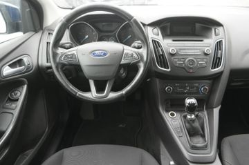 Ford Focus - 12