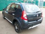 Dacia Sandero Stepway 1.6*Klima*5Gang*Navi*PDC*Euro5* - Dacia aus 2012