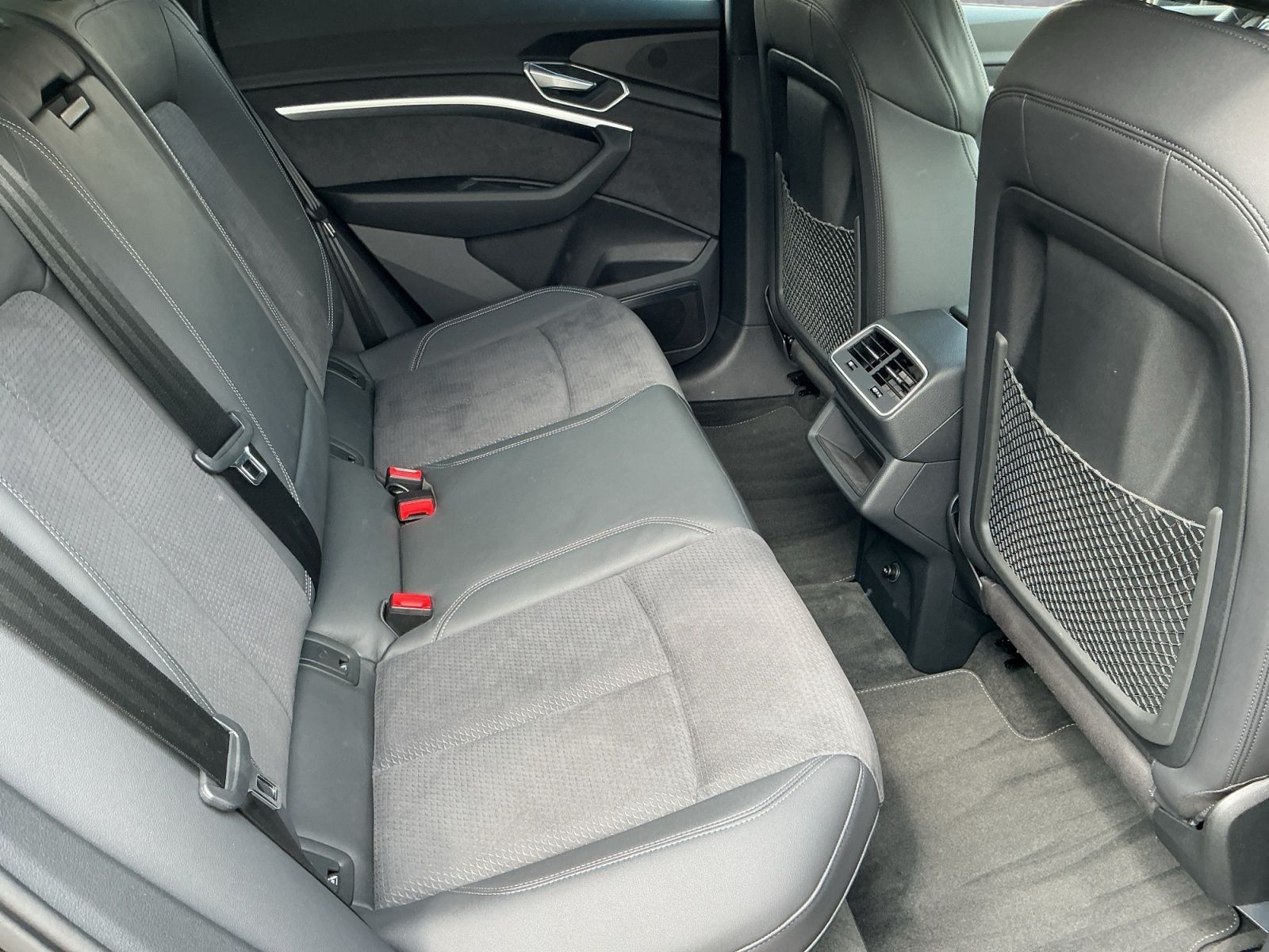 Audi e-tron - Bild 16
