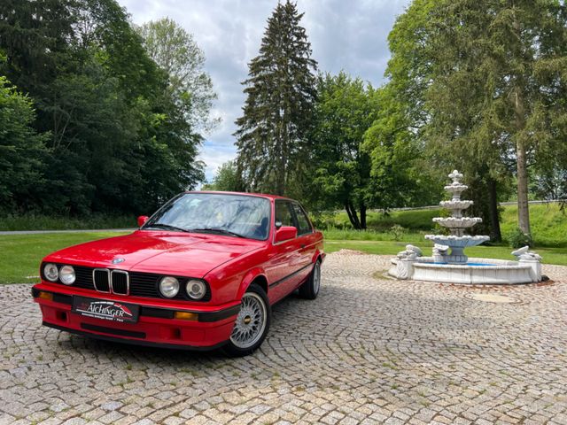 BMW 318 e30 Coupe brilliantrot H-Zulassung Tüv Neu