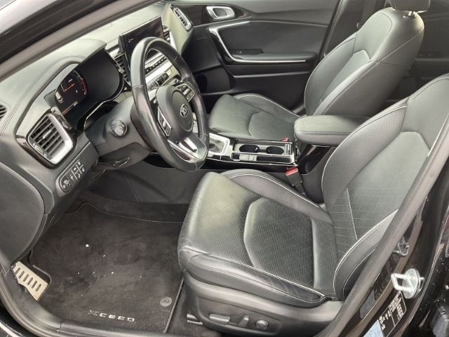 Fahrzeugabbildung Kia XCeed Platinum Edition 1.6 T-GDI*GLASDACH*SITZVE