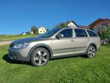 Skoda Octavia 2.0 TDI 4x4 Scout Combi, Turbo neu - Skoda: Turbo