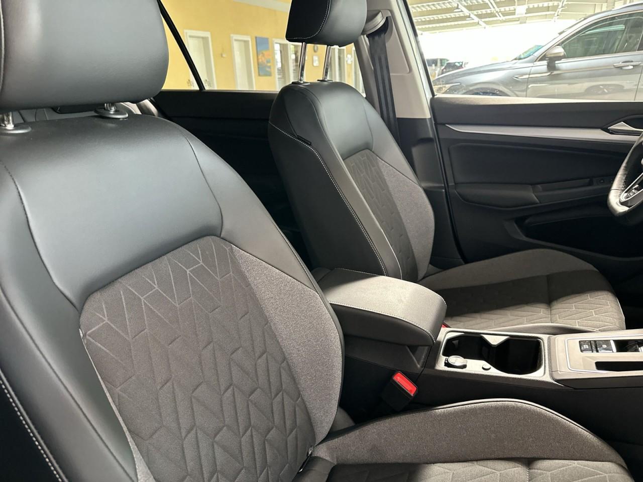 Volkswagen Golf VIII Variant 1.5 eTSI GOAL OPF DSG+SHZ+BAA+, миниатюра 8