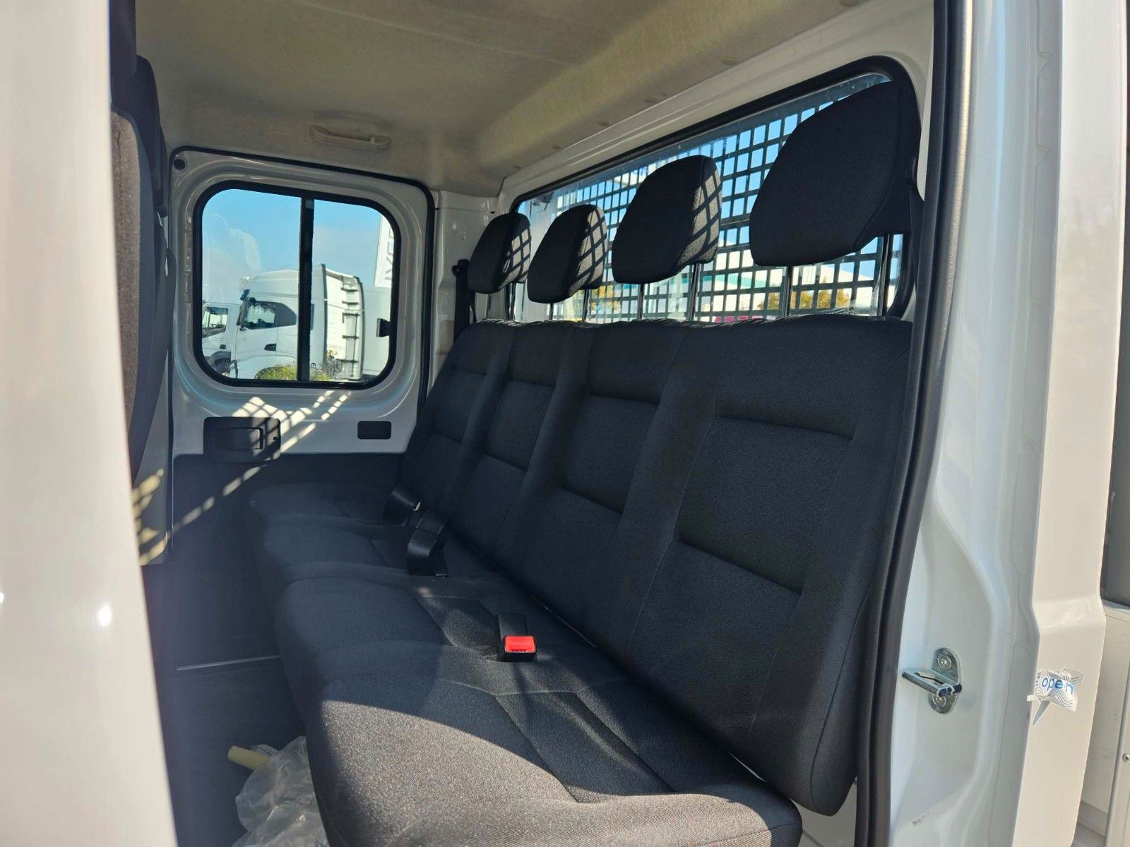 Fahrzeugabbildung Fiat Ducato Doka. 35 L4 140 Multijet