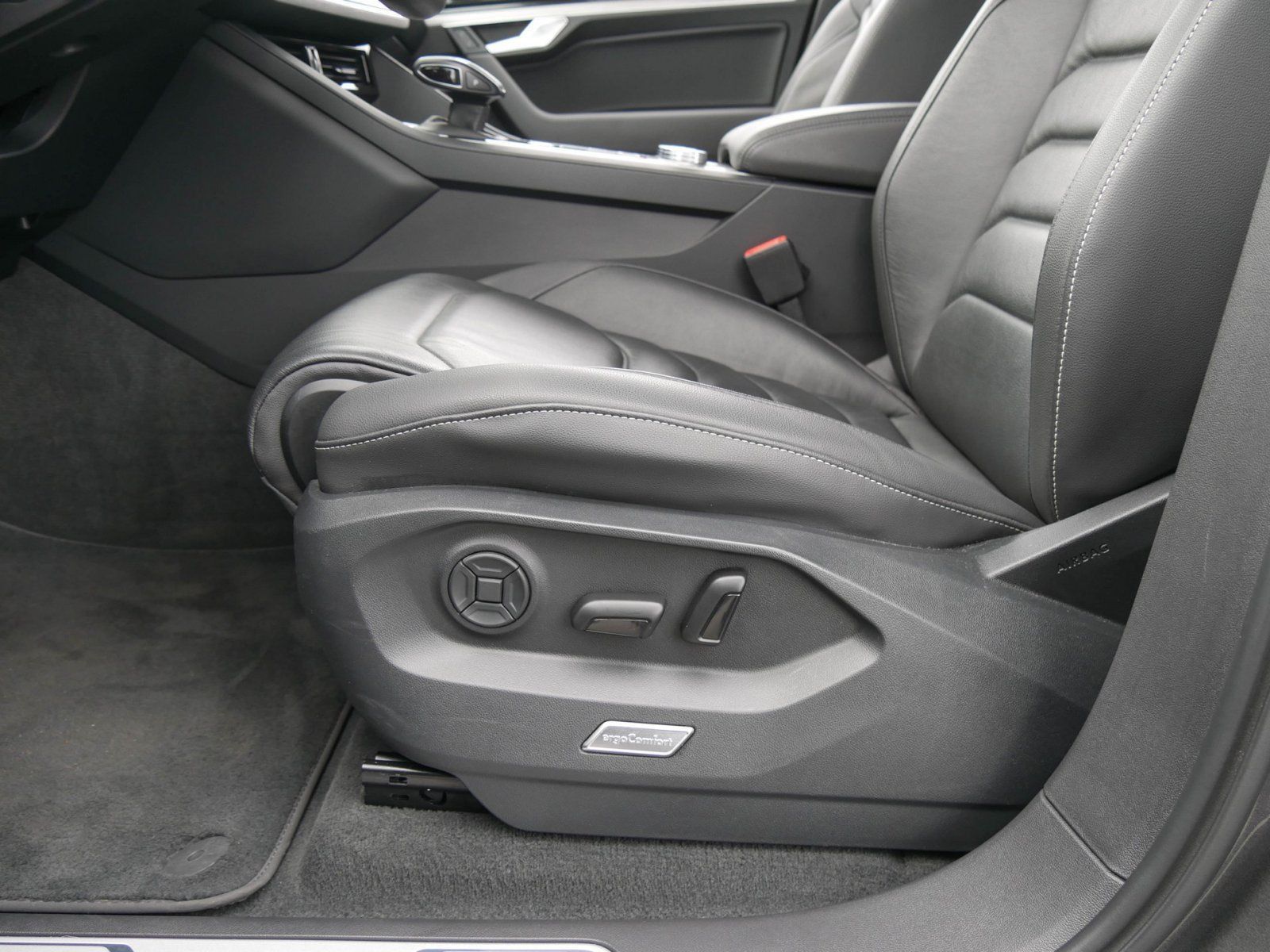 Volkswagen Touareg - Bild 14