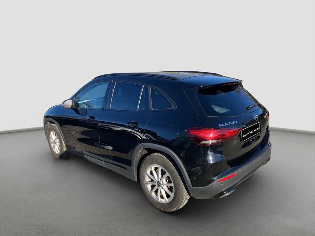 Fahrzeugabbildung Mercedes-Benz GLA 250 e PROGRESSIVE*NIGHT*DAB*MEMORY*KAMERA*