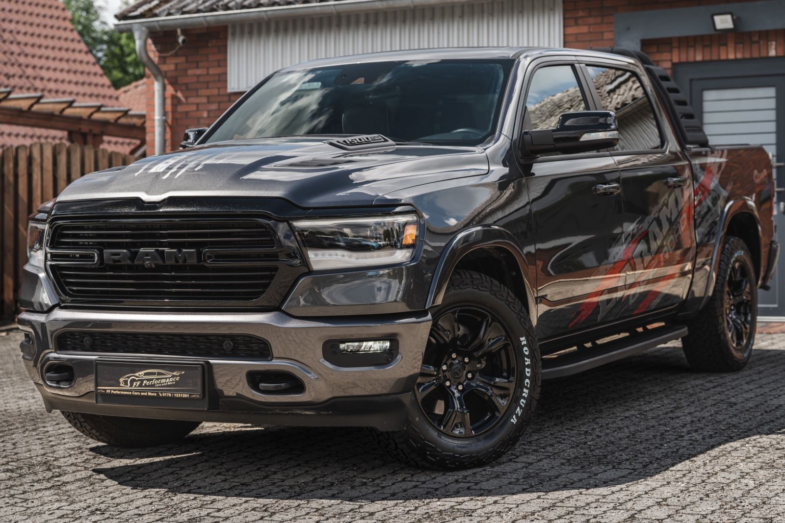Dodge RAM - 1