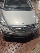 Mercedes-Benz Mercedes B 200 Diesel,2006,Tüv 10.2027,2 H... - Mercedes-Benz B 200 in Osnabrück