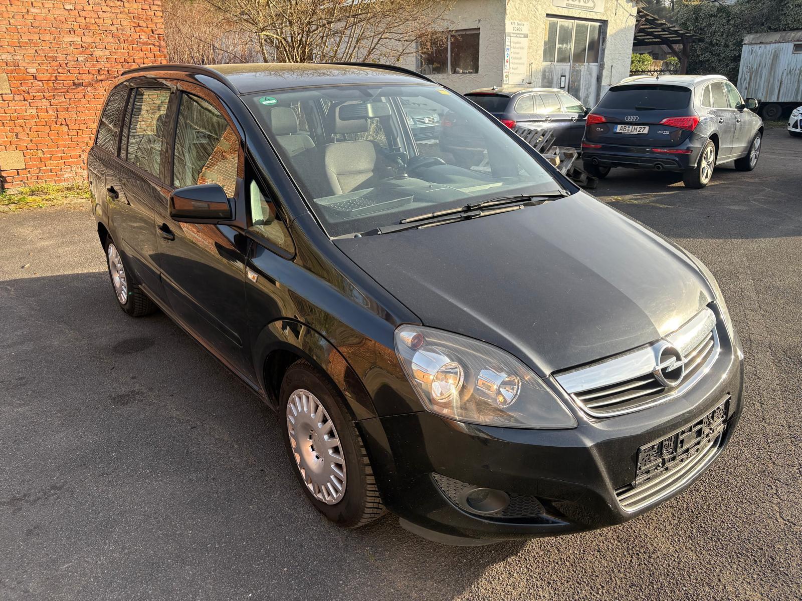 Opel Zafira B Family 1.8 Automatik 7-Sitzer !