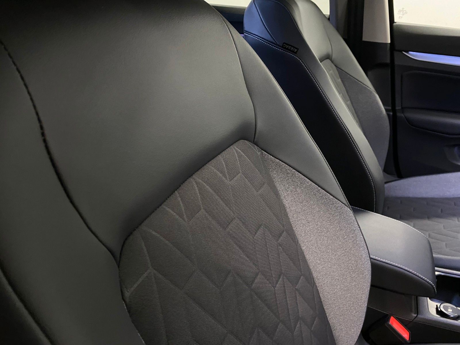 Volkswagen Golf - Bild 11