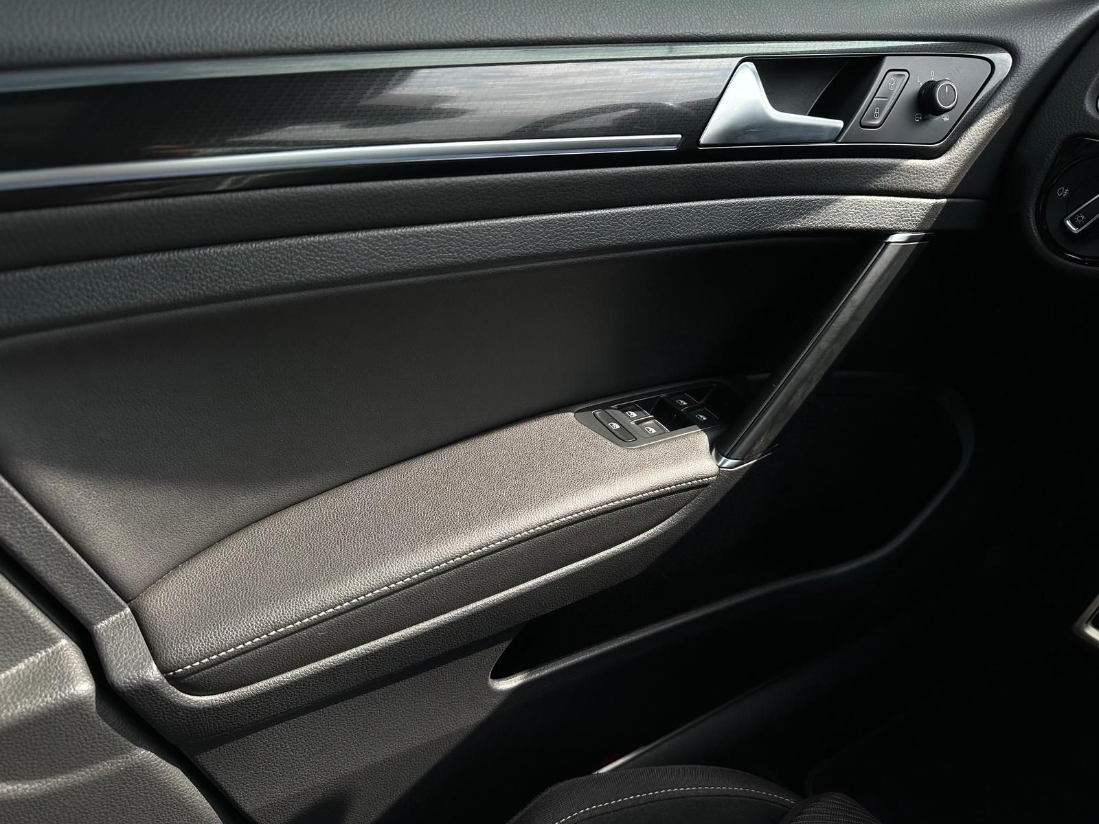 VW Golf VII R 2.0TFSI 4M *LED#PANO#ACC#DYNAUDIO#SHZ - Image 18