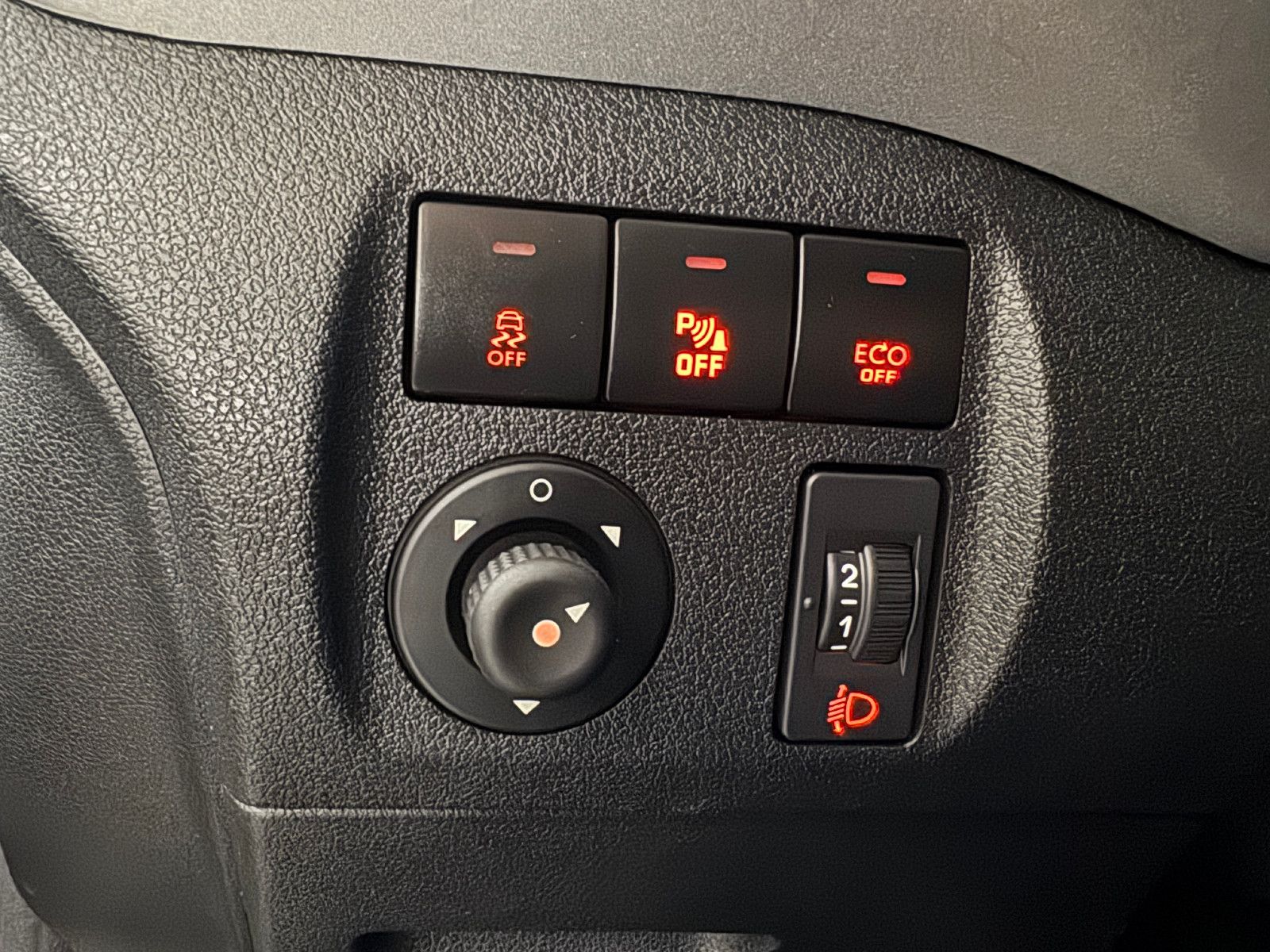 Fahrzeugabbildung Peugeot Partner Tepee 1.6 HDI ALLURE PDC SHZ KLIMA 2HAND