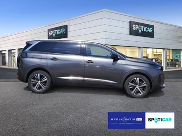 Peugeot 5008 - 3