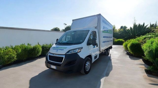 Peugeot Boxer 35q con sponda idraulica