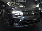 Volkswagen TIGUAN ALLSPACE R-LINE 2.0TDI 4MOTION - Volkswagen Tiguan Allspace mit Diesel-Antrieb: Grau