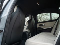 BMW M3 – 30 / 32