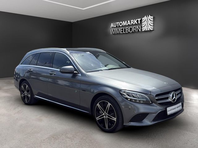 MERCEDES-BENZ C 300 T e Pano*Distro*LED*Burmest*Sport*COMAND*