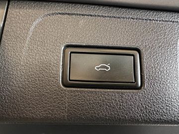 Volkswagen Passat *LED*AHK*1.HAND*19%*SPURAS*ACC*