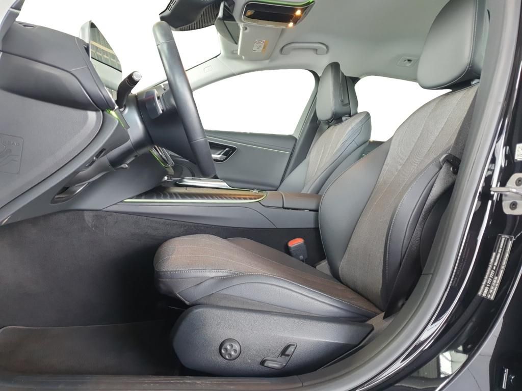 Fahrzeugabbildung Mercedes-Benz E 220 d T AVANTGARDE*DISTR*AHK*KEYL*KAM*TOTW