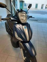 Piaggio Beverly 350 ie Sport Touring - PIAGGIO BEVERLY 350IE SPORT TOURING