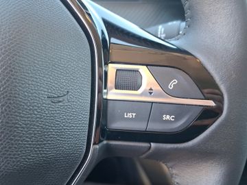 Peugeot 208 Allure 1.2 PureTech 100 LED+SHZ.+PDC