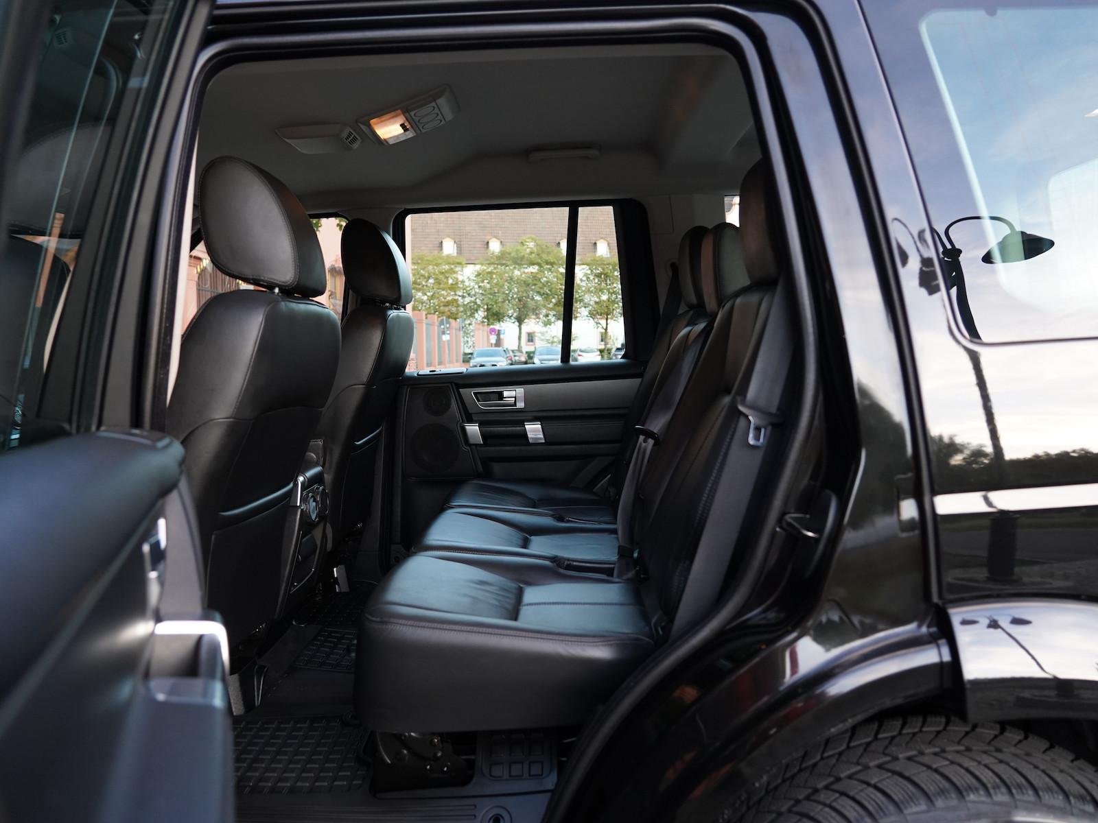 Land Rover Discovery 4 3.0 TDV6 Facelift | 245 ch | BVA | Suspension pneumatique | Caméra de recul | Cuir électrique chauffant | Attelage amovible 3 500 kg | Bi-xénon