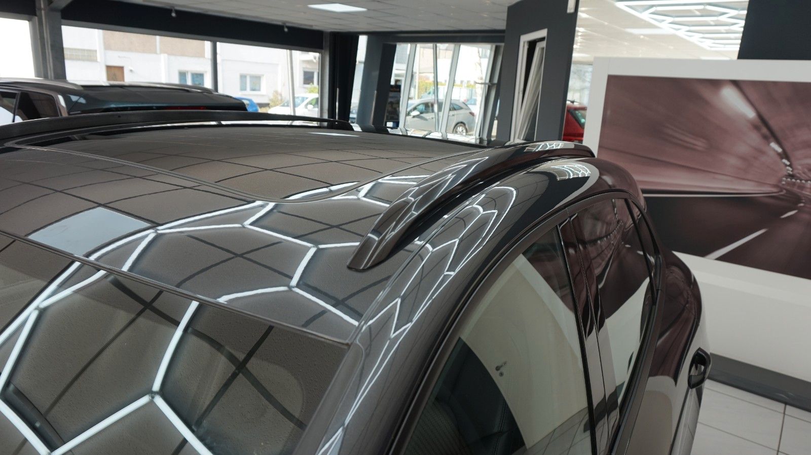 Fahrzeugabbildung Porsche Macan 1 Vorbesitzer Scheckheft gepflegt Tüv neu