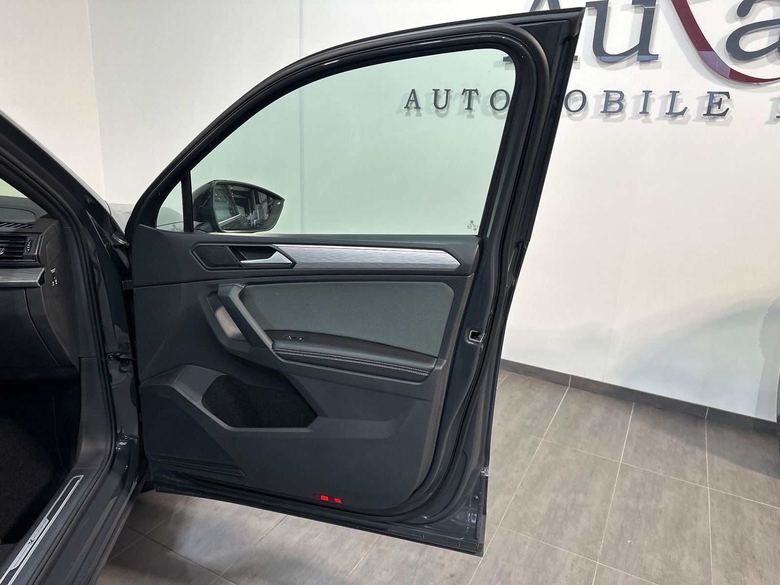 Fahrzeugabbildung SEAT Tarraco 2.0 TDI Xcellence NAV+LED+AHK+PANO+KAM