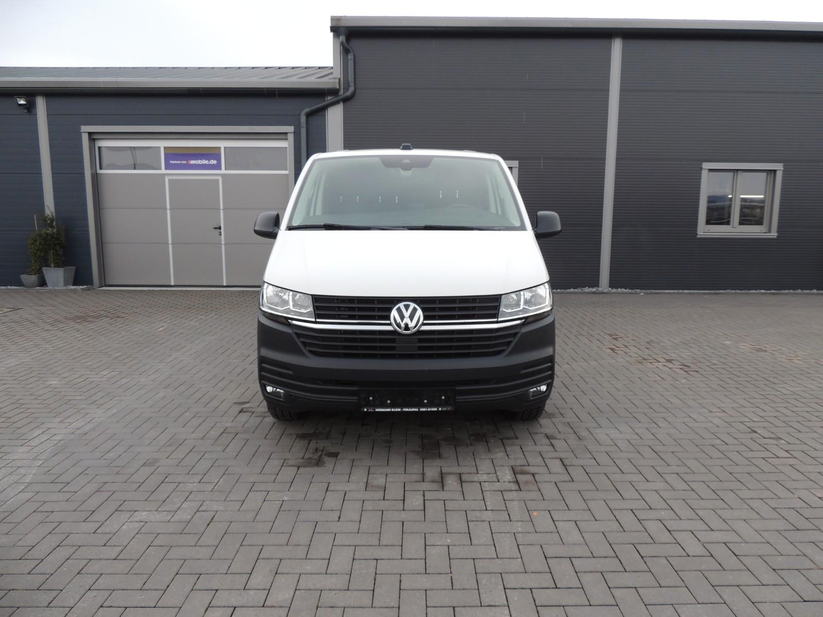Volkswagen T6.1 Transporter Kasten lang / 1 HAND
